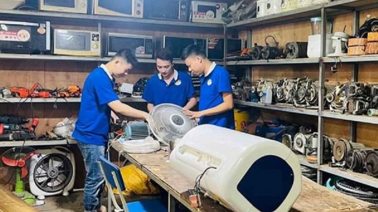 Nghề sửa chữa điện dân dụng: Cơ hội rộng mở cho người trẻ
