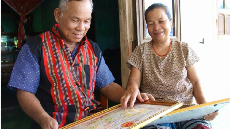 Ngọn đuốc sáng ở thôn Xung Phong