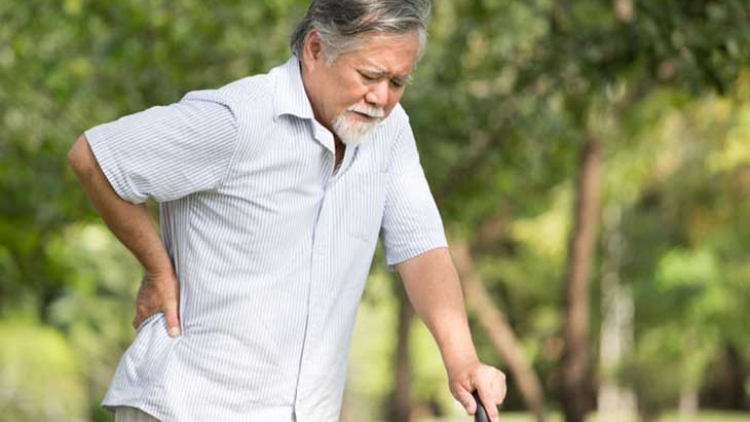 Đừng để đau lưng, cổ vai gáy làm giảm chất lượng sống tuổi già