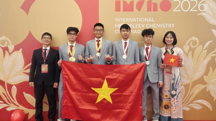 Học sinh Việt Nam đoạt 2 huy chương Vàng Olympic Hóa học Quốc tế 