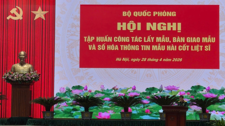 Tập huấn công tác lấy mẫu và số hóa thông tin mẫu hài cốt liệt sĩ 