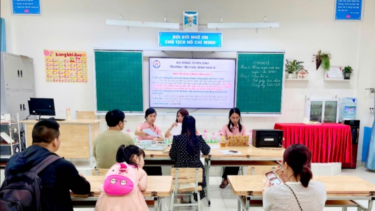 Hà Nội và những bước đầu cho công tác tuyển sinh đầu cấp bằng bản đồ số