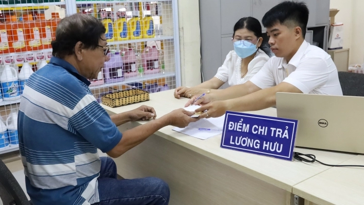 Người nghỉ hưu trước 1995 được nâng mức hưởng lên 3,8 triệu đồng