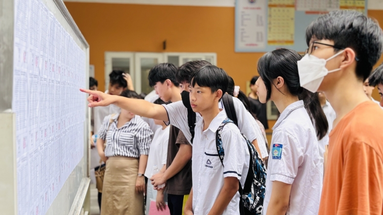 An Giang lên phương án vận chuyển đề thi tốt nghiệp bằng đường hàng không