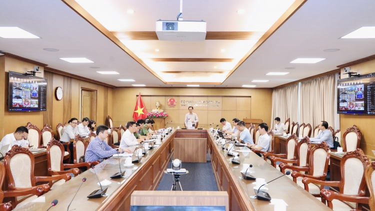 Địa bàn thi tốt nghiệp mở rộng sau sáp nhập, Bộ GD-ĐT yêu cầu đảm bảo "6 rõ"
