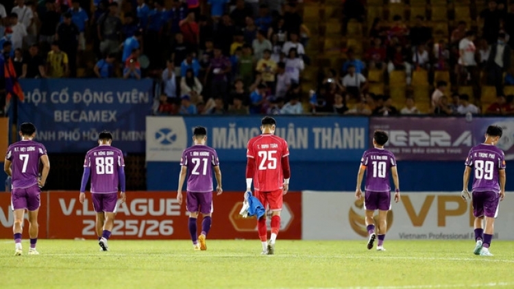 Bài học từ cựu vương xuống hạng