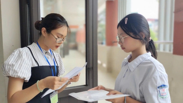 Điểm chuẩn vào lớp THPT Yên Hòa, Kim Liên, Lê Quý Đôn cao nhất 26 điểm