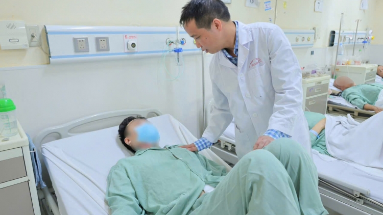 Giữ lại quả thận cho bệnh nhân đa chấn thương bằng kỹ thuật ghép thận tự thân
