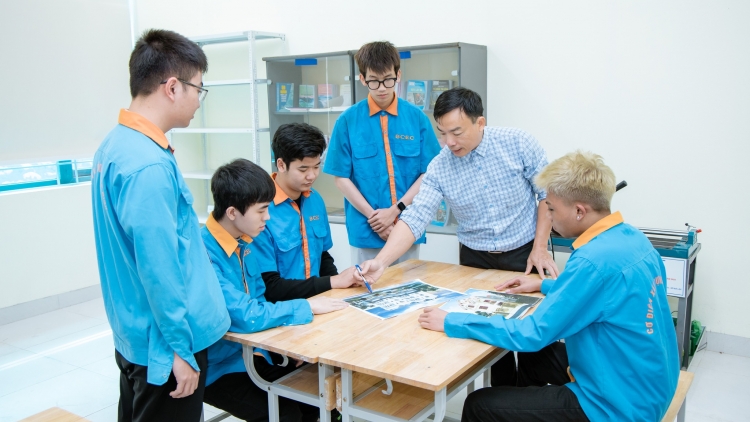 Đề xuất cơ chế đột phá đào tạo liên thông từ trung học nghề đến đại học