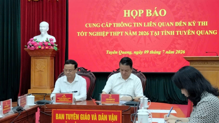 Gian lận thi tốt nghiệp tại Tuyên Quang: Động cơ là thành tích