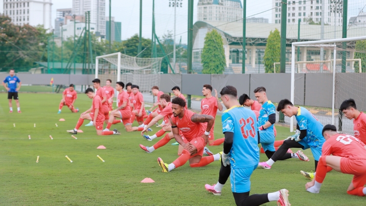 Đội tuyển Việt Nam bổ sung Khổng Minh Gia Bảo, Khuất Văn Khang chia tay đội