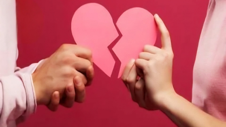 Ngỡ ngàng vì bạn trai từng ly hôn