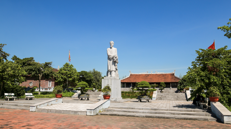 Gần 200 tư liệu, hiện vật triển lãm “Di sản của Danh nhân văn hóa Lê Quý Đôn"
