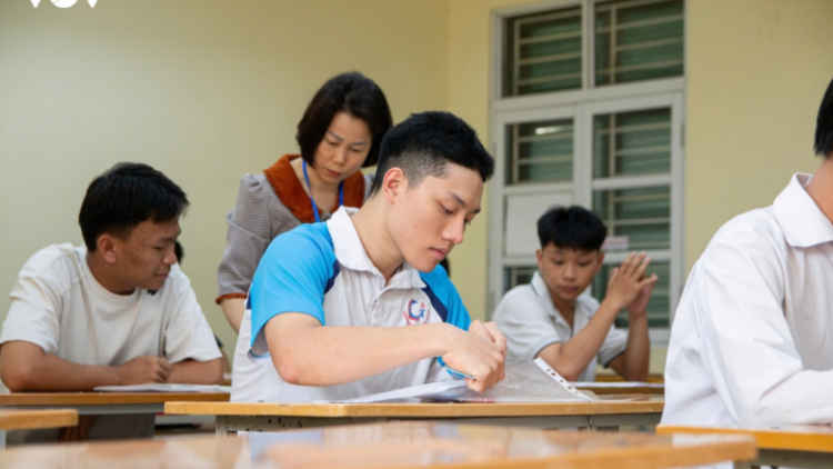 Hà Nội có gần 1.200 bài thi đạt điểm 10, đứng top 2 về điểm thi tốt nghiệp THPT