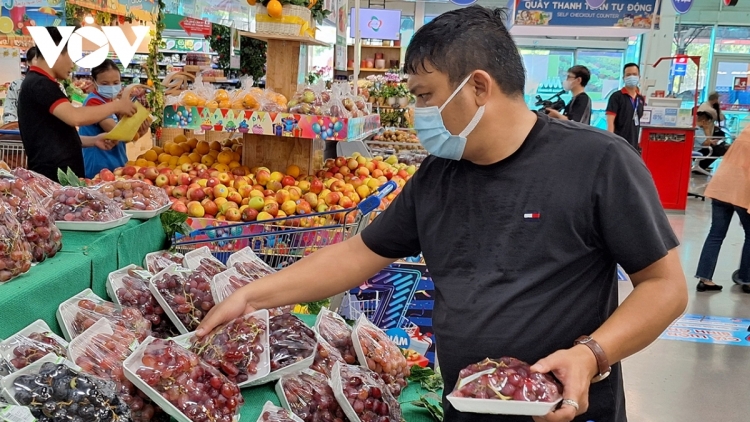 Người tiêu dùng thay đổi thói quen mua sắm trước nguy cơ thực phẩm “bẩn”