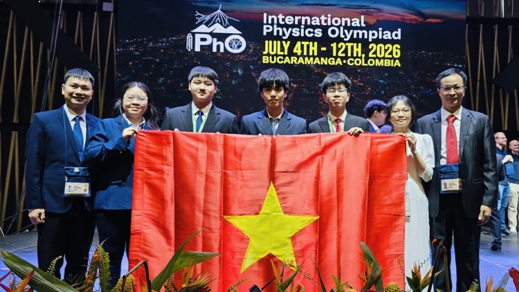 Học sinh Việt Nam đạt 4 huy chương Vàng Olympic Vật lý quốc tế 2026