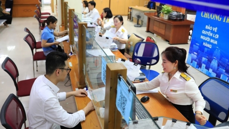 Thu ngân sách 6 tháng đầu năm đạt hơn 1,38 triệu tỷ đồng
