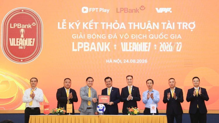 LPBank tiếp tục đồng hành cùng giải bóng đá Vô địch quốc gia