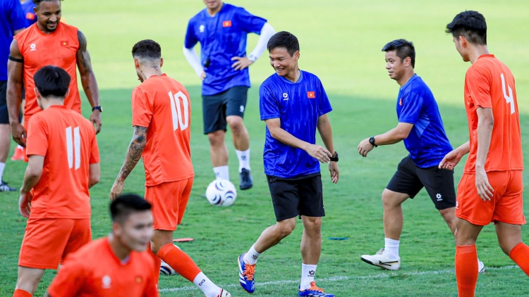 Đội tuyển Việt Nam thận trọng trước bán kết gặp Malaysia