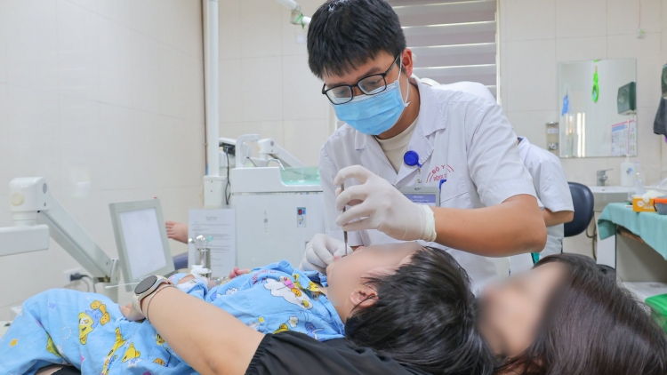 Gây mê điều trị răng, giải pháp dành cho trẻ không hợp tác