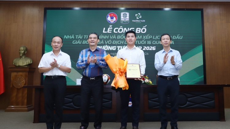 Lần đầu tiên đưa lứa tuổi 16 vào hệ thống thi đấu bóng đá quốc gia