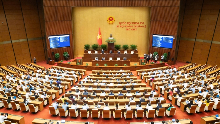 Lên thành phố, không để bản sắc và an sinh xã hội ở lại phía sau