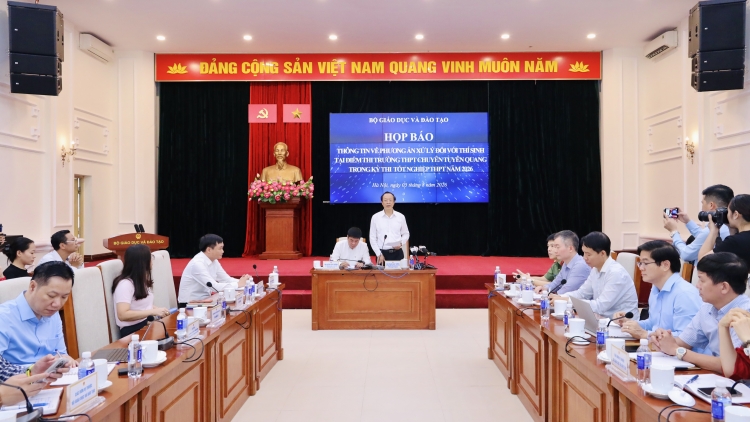 Xây dựng quy trình thi chặt chẽ để hạn chế tối đa khả năng gian lận
