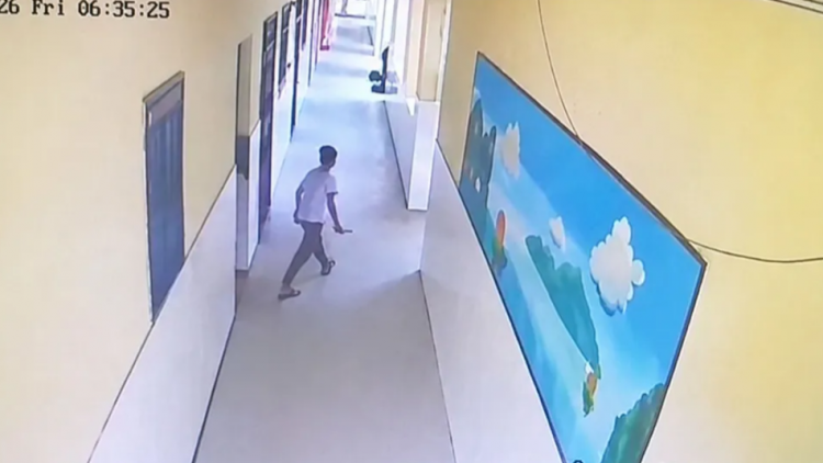 Nam sinh tấn công làm 5 bạn bị thương có tham gia hội nhóm tiêu cực mạng xã hội