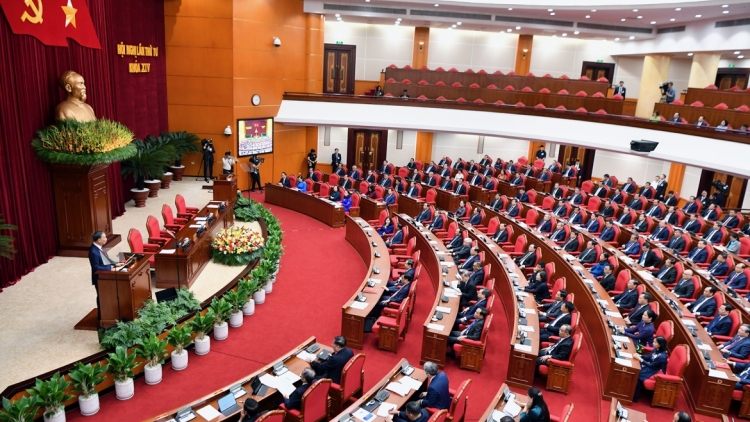 Bảo vệ cán bộ dám nghĩ dám làm bằng "thế kiềng ba chân"