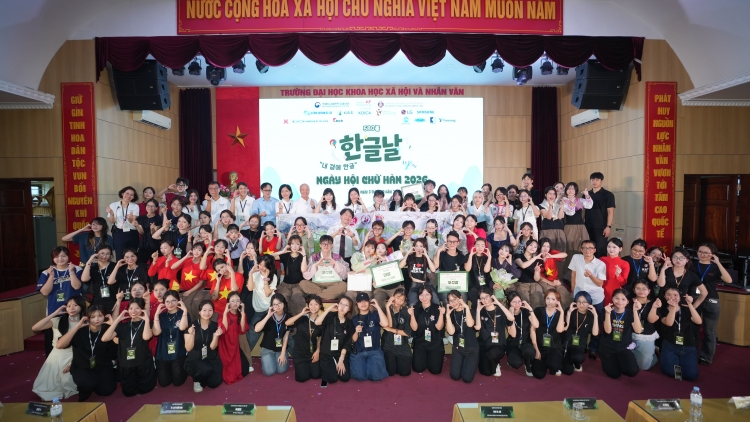 Sinh viên ngành Hàn Quốc học (USSH)  giành giải nhất Ngày hội Chữ Hàn Hangeulna