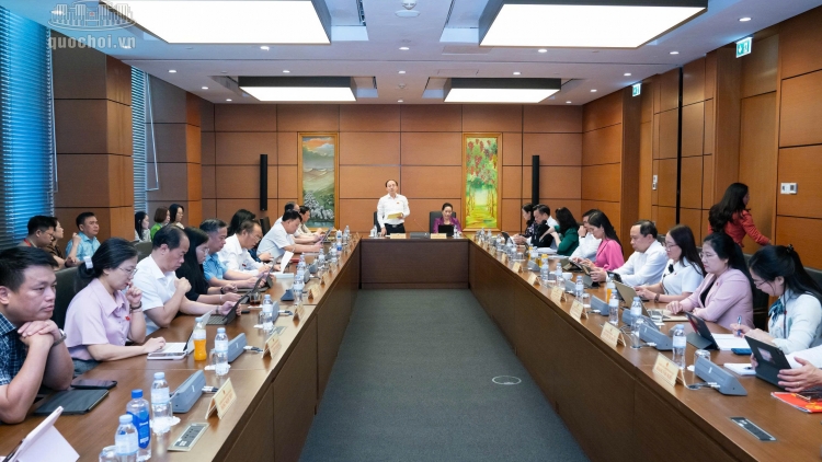 Hoàn thiện pháp luật, khơi thông nguồn lực văn hóa, du lịch