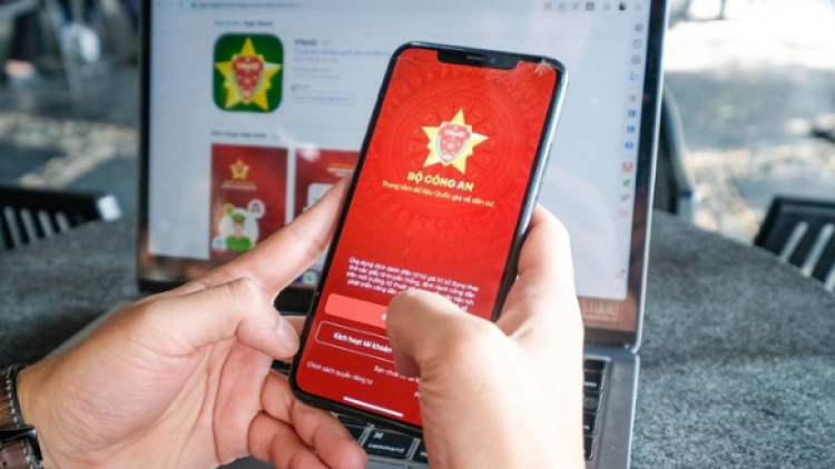 Triển khai 12 dịch vụ công ngành điện trên ứng dụng VNeID