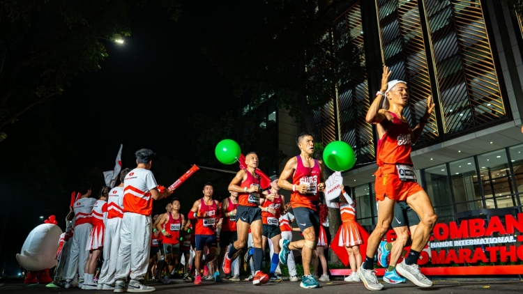 Hơn 14 nghìn VĐV tranh tài tại giải Marathon Quốc tế Hà Nội Techcombank 2026