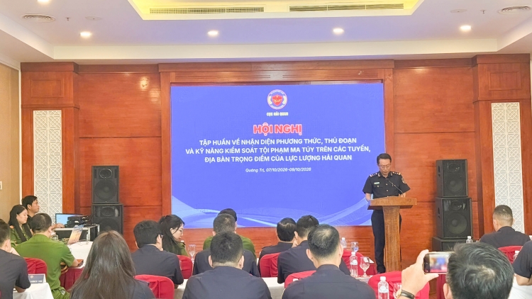 Hải quan tập huấn kỹ năng kiểm soát tội phạm ma túy