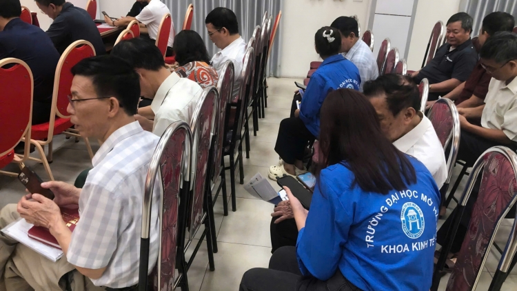 Người trẻ góp sức cho Bình dân học vụ số