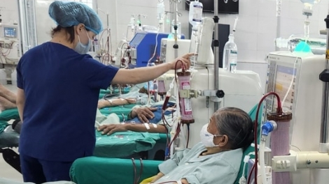 Thiếu điều dưỡng - “nút thắt” trong chăm sóc sức khỏe toàn dân 