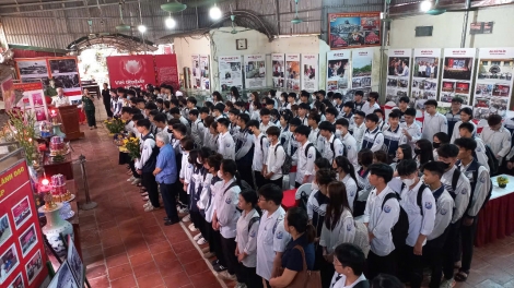 Tự hào truyền thống cha ông