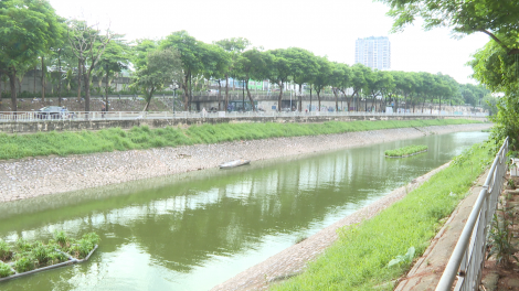 Người dân Hà Nội mong hồi sinh sông Tô Lịch