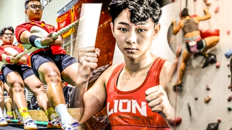 Phía sau định kiến 