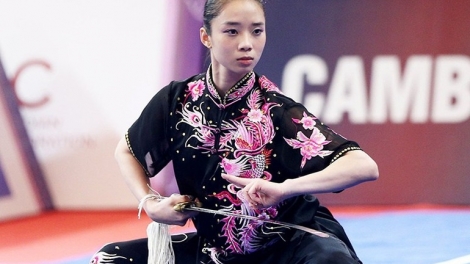 Dương Thúy Vi – Không hạ độ khó, không hạ quyết tâm