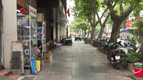 Vỉa hè cho thuê: Hài hòa mưu sinh và trật tự đô thị