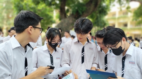Cha mẹ lo con thiếu chất, bác sĩ lại lo sĩ tử thiếu ngủ