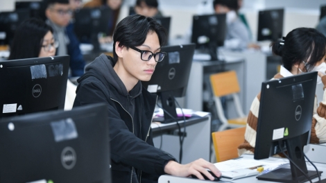 Bộ GD-ĐT hoàn thiện đề án thi tốt nghiệp THPT trên máy tính