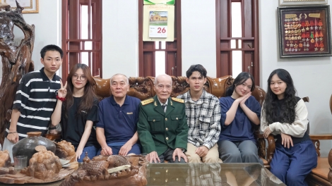 Tiếp nối niềm tự hào từ thế hệ cha ông