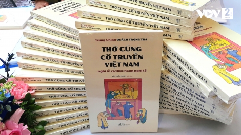 Cuốn sách hướng con người tìm về với nguồn cội