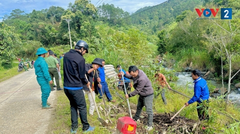 Xây dựng cầu dân sinh ở thôn Ki’nonh, xã Hùng Sơn