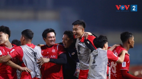 Công an Hà Nội ngược dòng đánh bại đại diện Trung Quốc