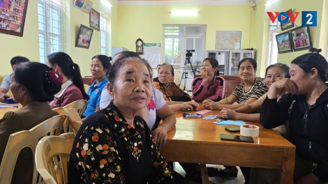 người già học an toàn mạng ở Thanh Hóa