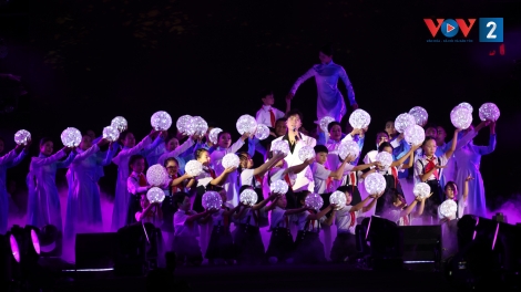 “Ánh dương” – sợi chỉ đỏ kết nối quá khứ, hiện tại và tương lai