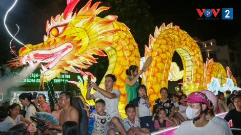 Trung thu Tuyên Quang: Từ thú vui rước đèn đến thương hiệu văn hóa
